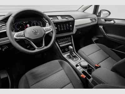 VW Touran 1,5 TSI DSG (2026) - Photo 7