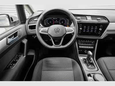 VW Touran 1,5 TSI DSG (2026) - Photo 8