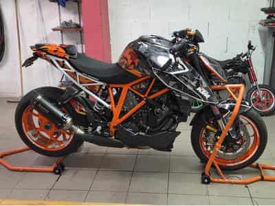 KTM SuperDuke 1290R (2019) - Photo 1
