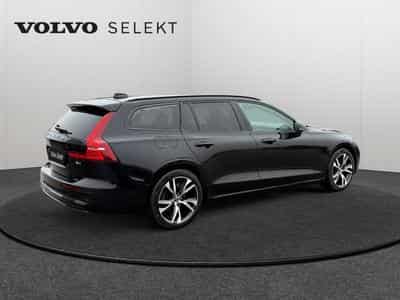 Volvo V60 B4 Plus Dark / Essence (2025) - Foto 2