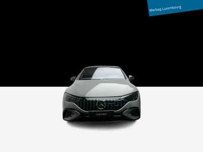 Mercedes EQE 4MATIC (2022) - Photo 2