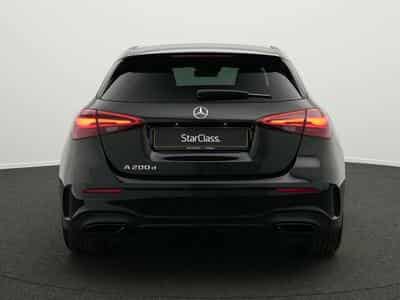 Mercedes A 200 d AMG-Line Kamera+Multi+Night+19" (2025) - Photo 4