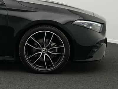 Mercedes A 200 d AMG-Line Kamera+Multi+Night+19" (2025) - Photo 8