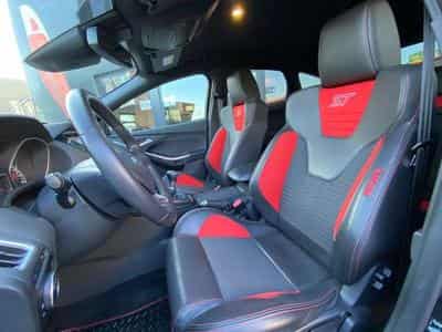 Ford Focus Focus 2.0ST - JUSQU'A 48 MOIS DE GARANTIE (2017) - Foto 9