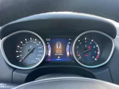 Maserati Ghibli S-Q4-3.0-V6-BITURBO-410PS  - VENTE PRIVE (2015) - Foto 10