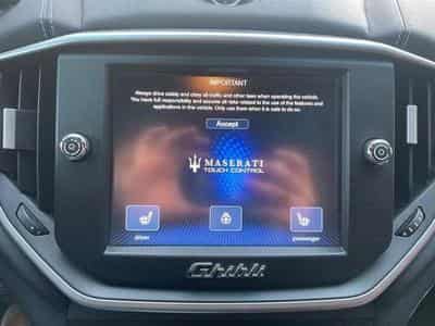 Maserati Ghibli S-Q4-3.0-V6-BITURBO-410PS  - VENTE PRIVE (2015) - Foto 11