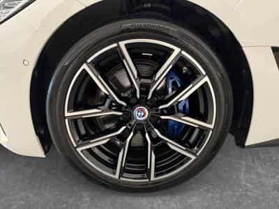 BMW 440 M440i (2023) - Foto 14