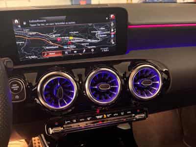 Mercedes A 200 A 200 D AMG. LINE 4 Matic (2023) - Photo 6