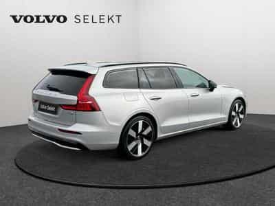 Volvo V60 T6 AWD Plus Dark / Hybride (2025) - Photo 2