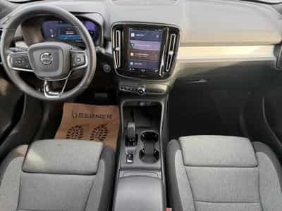 Volvo XC40 B3 Core / Essence (2023) - Photo 3