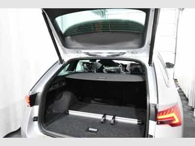Skoda Octavia Octavia Combi 2.0 TDI DSG Sportline - AHK, Pano, (2025) - Photo 4