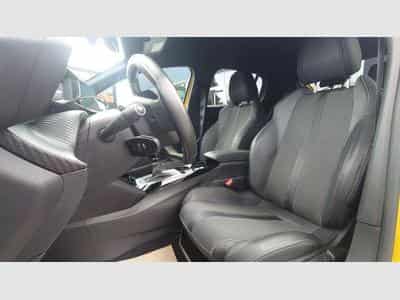 Peugeot 208 GT (2020) - Photo 3