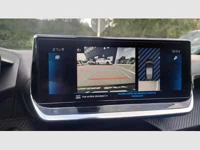 Peugeot 208 GT (2020) - Photo 7