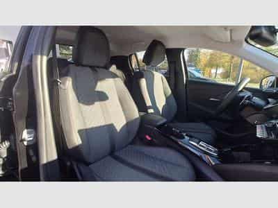 Peugeot 208 Hybrid 100 Allure (2024) - Photo 5