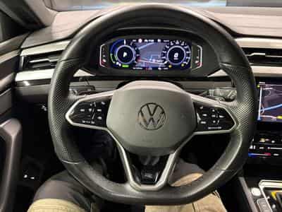 VW Arteon Shooting Brake R-Line PHEV 218CV DSG  CAMERA/APPCONNECT/IQ L (2022) - Photo 10
