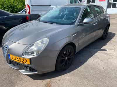 Alfa-Romeo Giulietta 1.6 jtd 105 (2011) - Foto 1