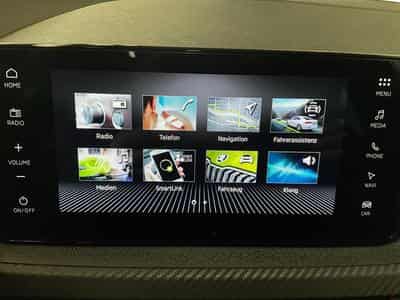 Skoda Scala Monte-Carlo+DSG+LED+PANO (2025) - Photo 13