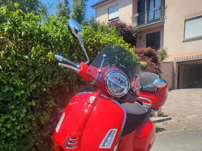 Vespa GTS (2023) - Foto 1