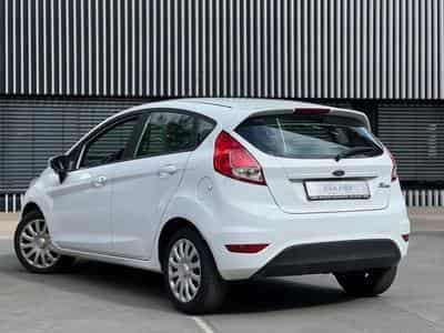Ford Fiesta Manuelle / Essence (2015) - Foto 4