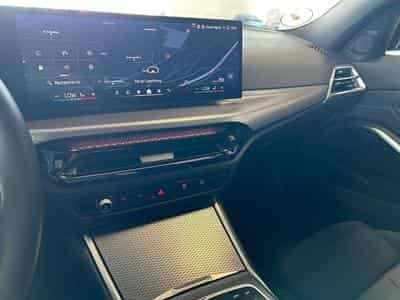 BMW 330 i Touring xDrive M Sport (2025) - Photo 9