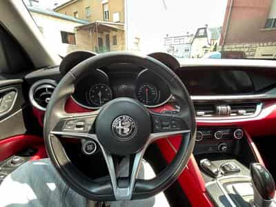 Alfa-Romeo Stelvio 2.0 201CV Q4 (2018) - Foto 14