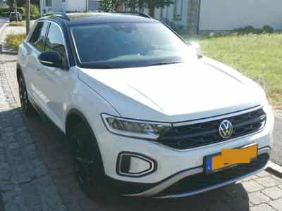VW T-Roc Life (2024) - Photo 1