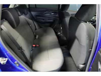 Suzuki Swift GL+ (2026) - Photo 9