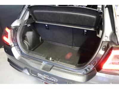 Suzuki Swift GL+ (2026) - Photo 8