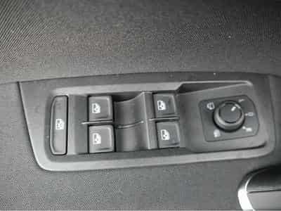 VW Touran (2026) - Photo 10