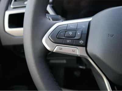 VW Touran (2026) - Photo 13