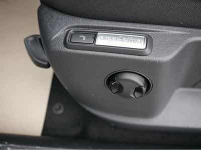 VW T-Roc (2026) - Photo 15