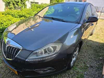 Lancia Delta (2009) - Photo 1