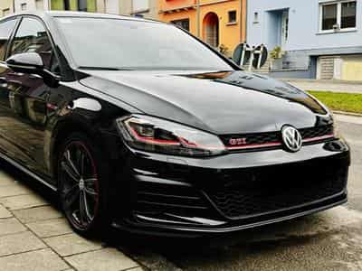 VW Golf VII GTI 7.5 Performance 245cv (2019) - Photo 1