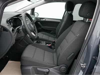 VW Touran (2026) - Foto 8