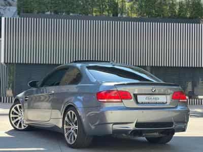 BMW M3 E92 COUPE / MANUELLE / TOIT OUVRANT / (2009) - Photo 4
