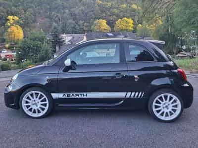 Abarth 695 Essesse (2022) - Photo 2