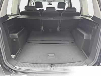 VW Touran (2026) - Photo 13