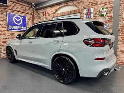 BMW X5 (2025) - Photo 2