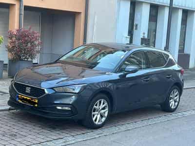 Seat Leon Style, Sportstourer 2.0 TDI 150 ch DSG (2021) - Photo 1