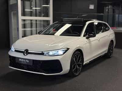 VW Passat (2025) - Photo 3