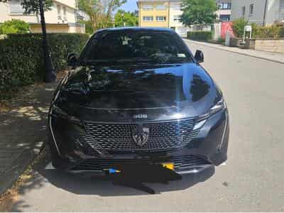 Peugeot 308 GT line (2023) - Photo 1