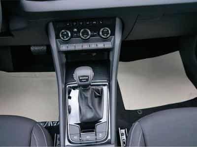 Skoda Karoq (2026) - Foto 15