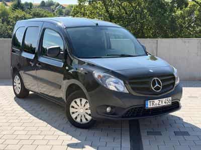 Mercedes Citan (2018) - Photo 1