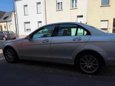 Mercedes C 250 (2010) - Foto 1