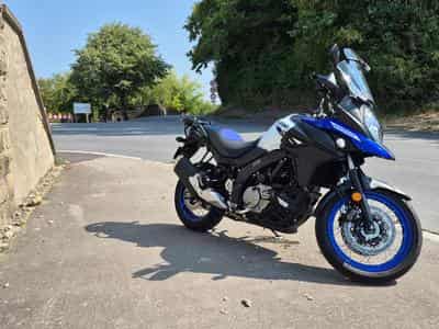Suzuki V-Strom 650 XT (2024) - Foto 1