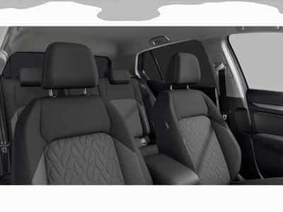 VW Golf (2025) - Photo 4