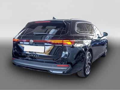 VW Passat (2025) - Photo 3