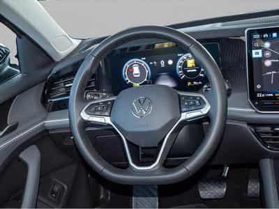 VW Passat (2025) - Photo 6