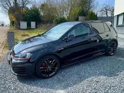 VW Golf VII GTI (2014) - Photo 1