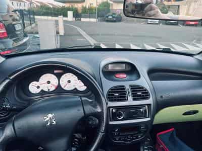 Peugeot 206+ CC Cabriolet (2002) - Photo 1